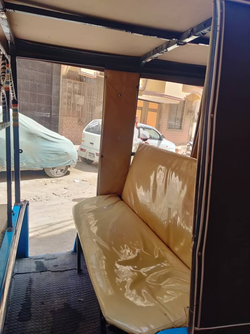 daewoo riksha ok kandeshan ha  call 03700957429 3