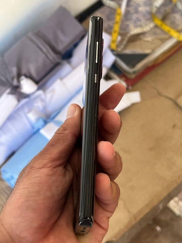 Motorola edge plus 12/256 non pta 3