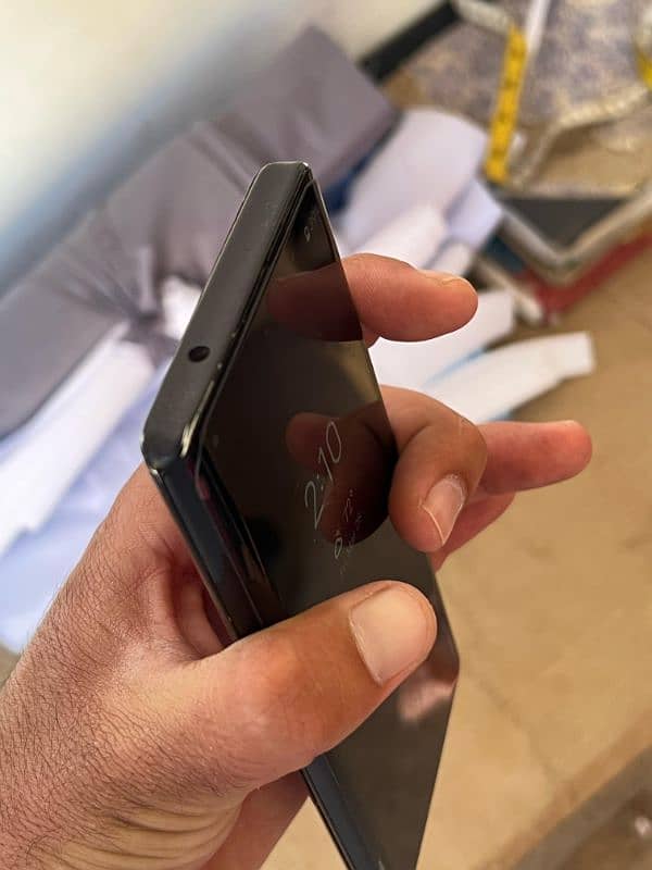 Motorola edge plus 12/256 non pta 5