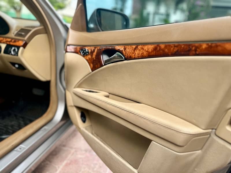 Mercedes E Class 2007 W211 6