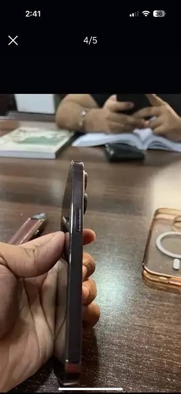 Iphone 14 pro Lush Condition 3