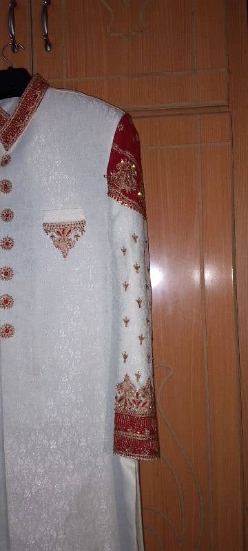 sherwani New Condition Larg Size only 1 hours use 4