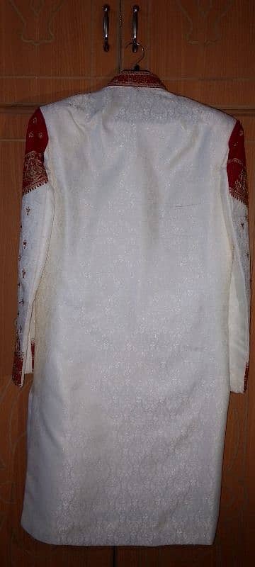 sherwani New Condition Larg Size only 1 hours use 6