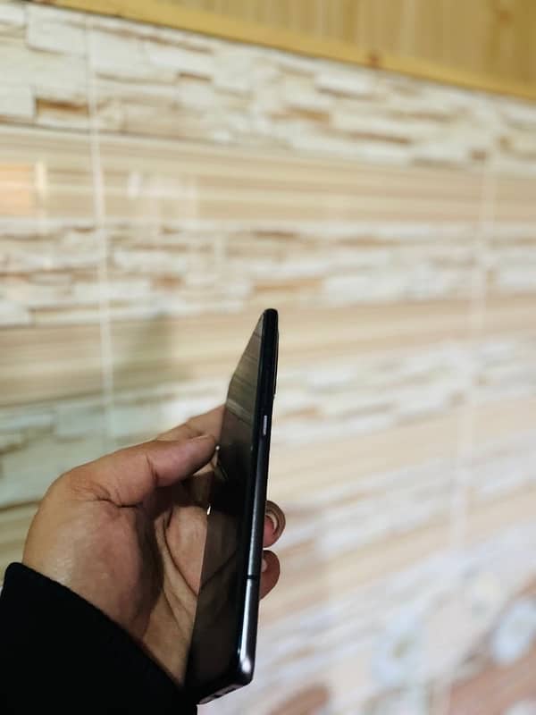 vivo IQOO 5G 256gb 3