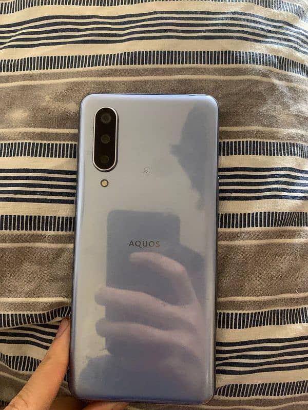 Aquos zero 5g 0