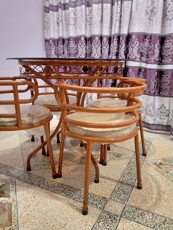 Dininig table with seats | 4 seatear | Table and chair 2