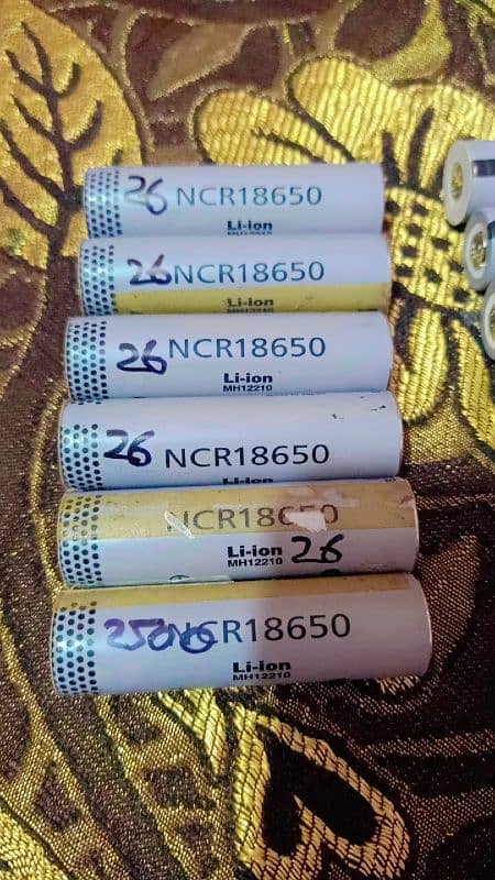 18650 lithium 3.7v NCR ICR 2