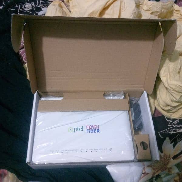 wireless ONT device dual band Huawei modem 4