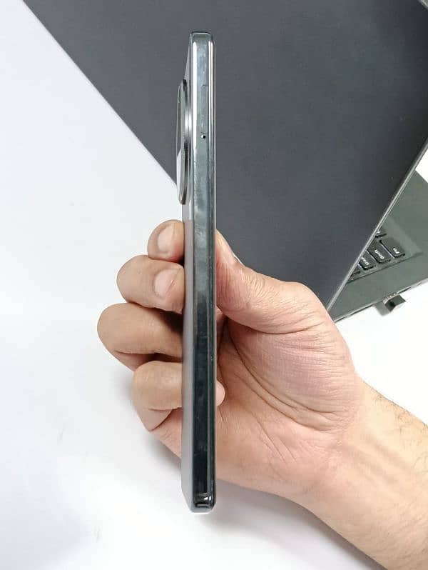 Camon 30 24gb Ram 256gb Storage Lush Condition 4