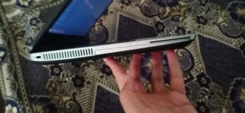 HP I5 6th Generation Laptop 10/10 with charger and bag 5