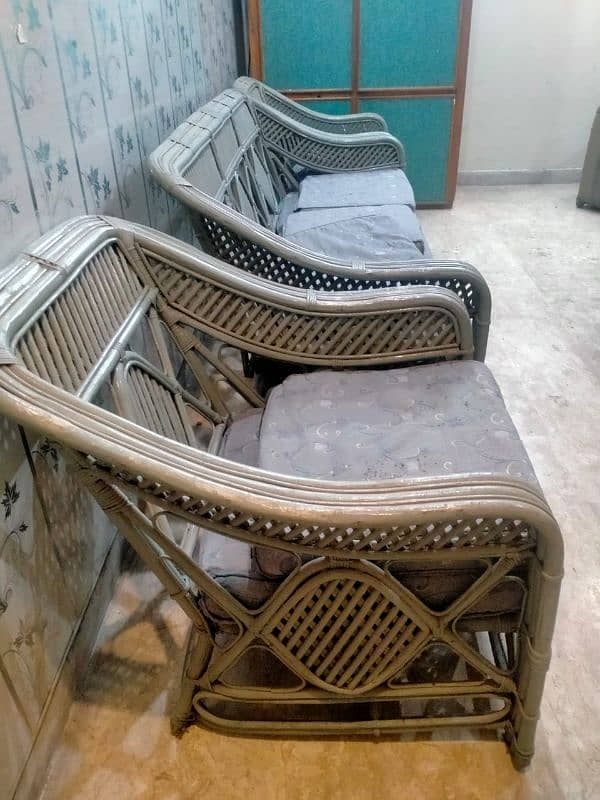 5 seater cane sofa set in good condition 1