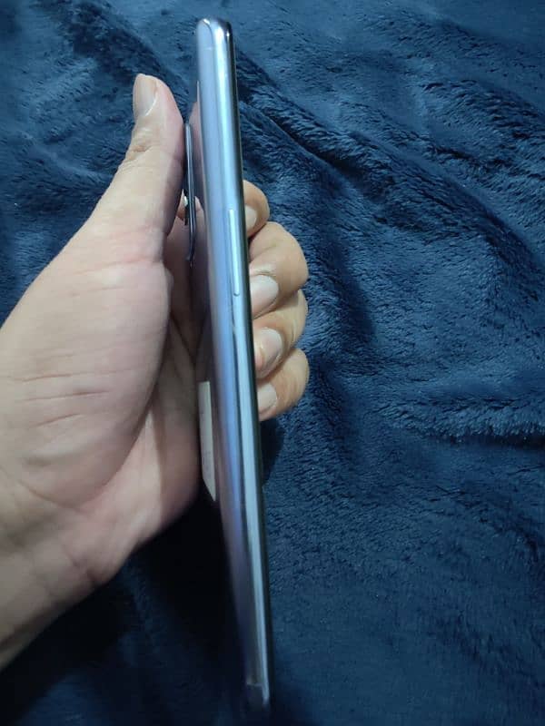 OnePlus 9 - 8/128 4