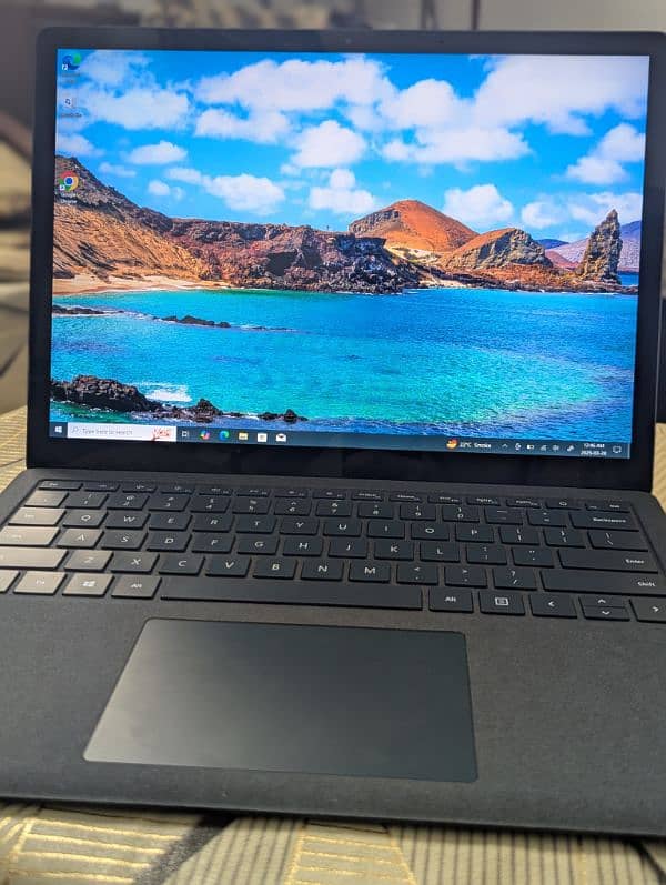 Microsoft surface book 3 core i5 10th generation 1