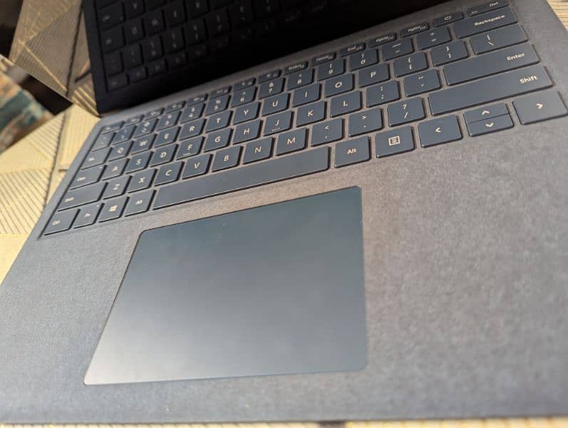 Microsoft surface book 3 core i5 10th generation 2