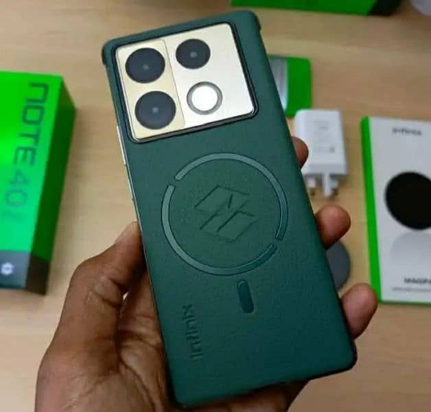 Infinix NOTE 40 Pro + 5G in Official Warranty Complete Box 3