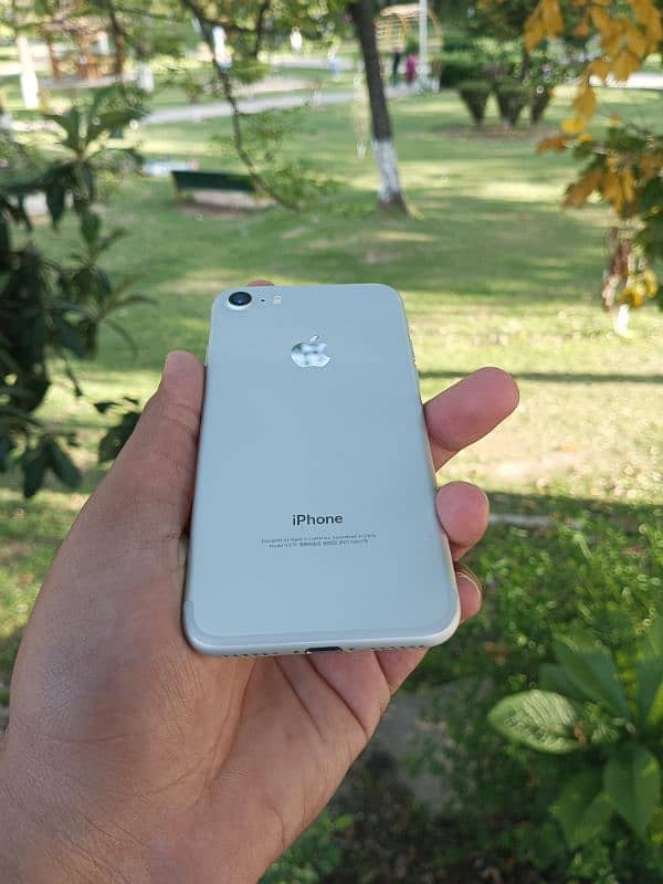 IPhone 7 3