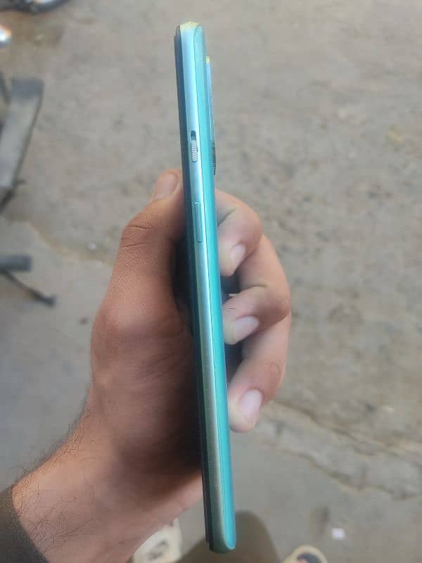 only line on mobile screen and over all is good for using 5