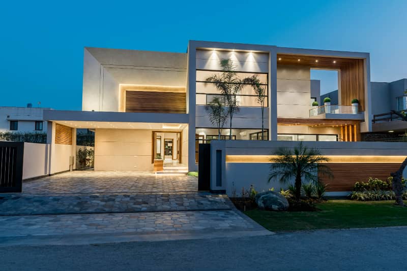 2 Kanal Owner Build Design House With 100% Original Pictures Available For Rent D H A Lahore 2