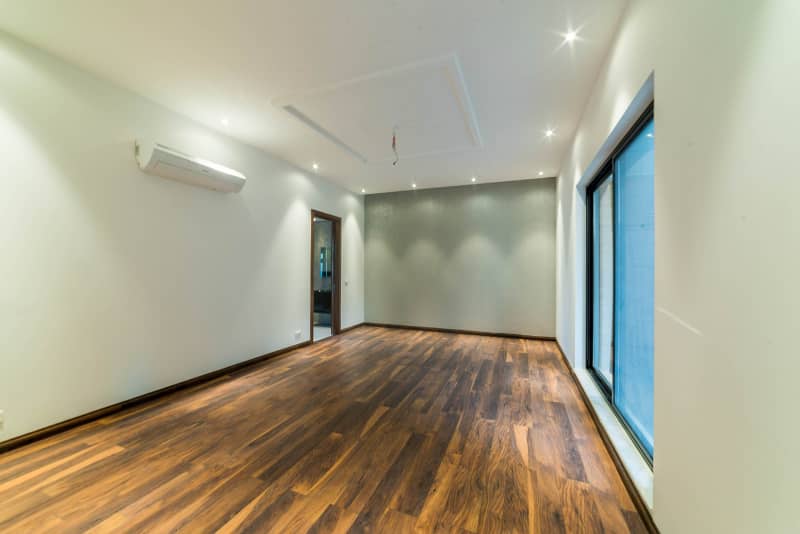 2 Kanal Owner Build Design House With 100% Original Pictures Available For Rent D H A Lahore 10