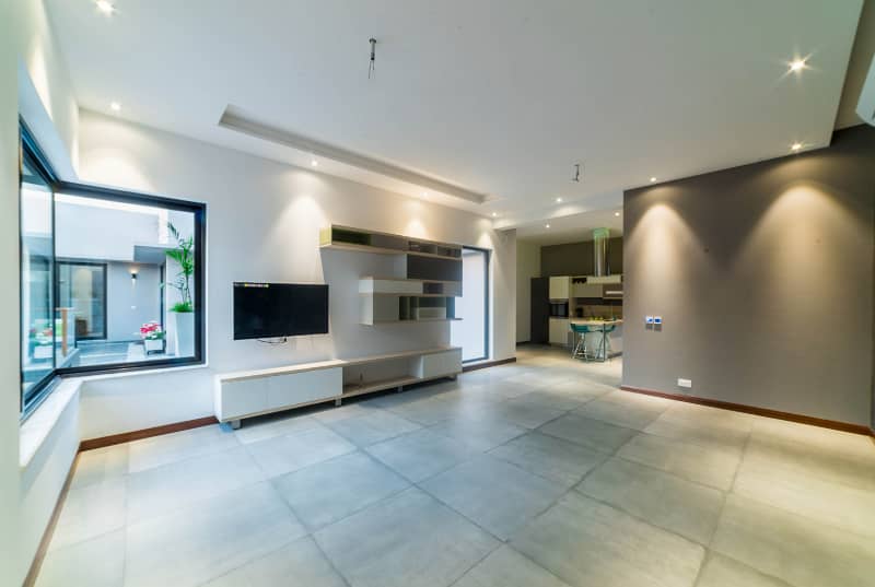 2 Kanal Owner Build Design House With 100% Original Pictures Available For Rent D H A Lahore 29