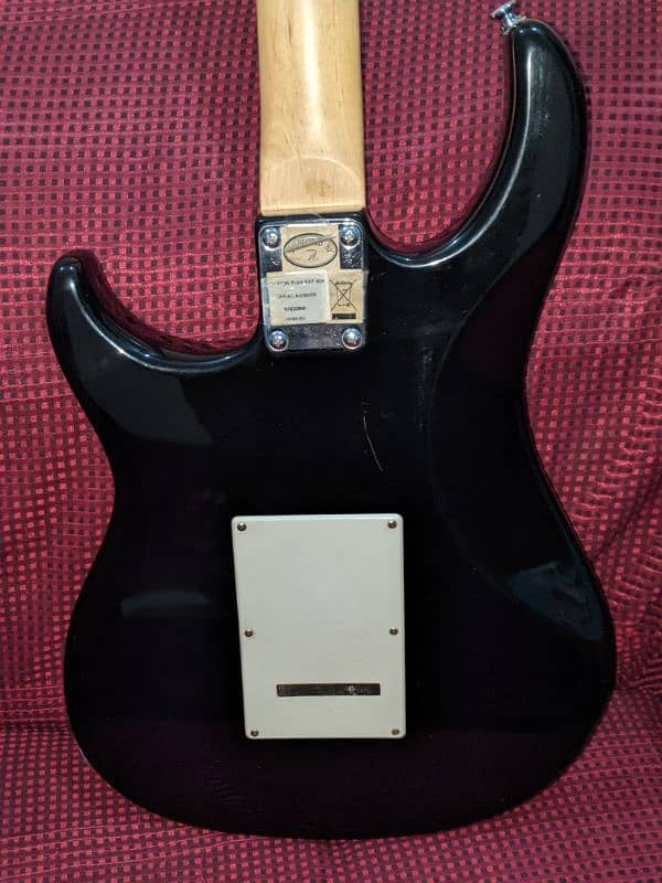 PEAVEY RAPTOR PLUS EXP made by USA lead/electric guitar 2