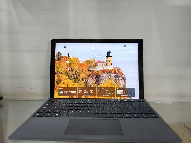 Microsoft Surface Pro 7+ 1