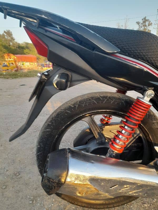 Honda CB150F Can b exchange 13