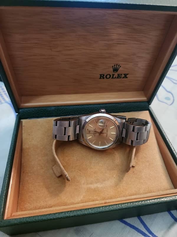 PURCHASE USED WATCHE Rolex Cartier Omega Hublot Chopard Tag Heuer 9