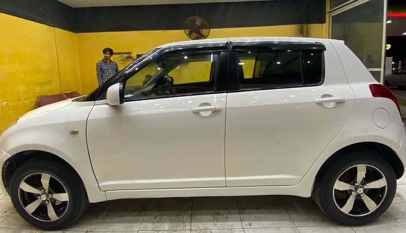 Suzuki Swift 2012 4