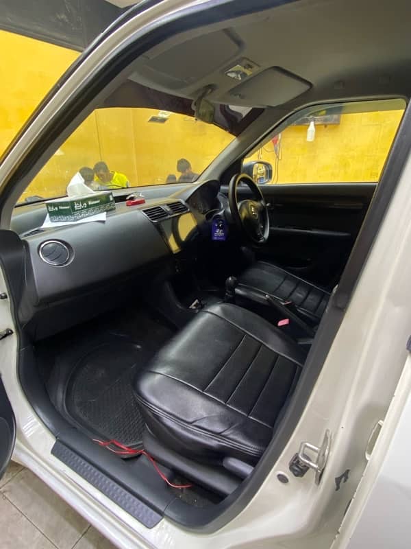 Suzuki Swift 2012 11