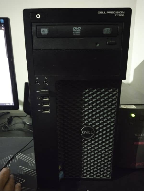 Desktop/gaming pc 0