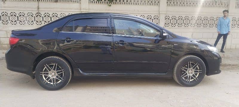 Toyota Corolla Altis SR 1.8 2010 4
