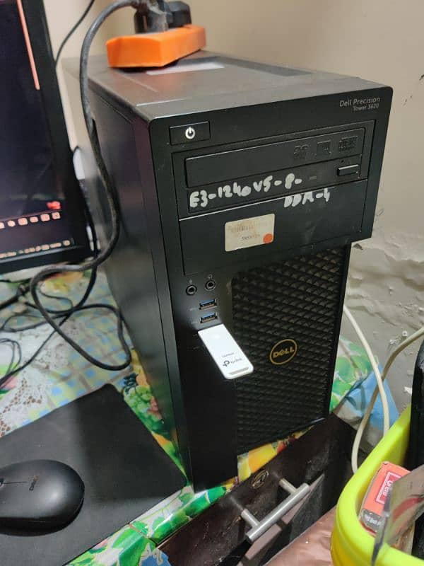 Dell Precision Tower 3620 GTX 1050 Ti Workstation PC with 2 Monitors 1
