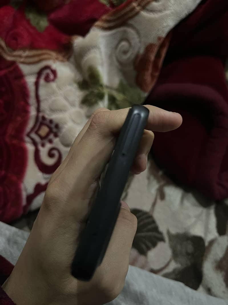 Samsung Mobile A33 5G 3