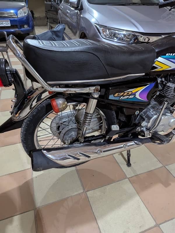 honda cg 125 / unique ud 125 /- 03461809478 3