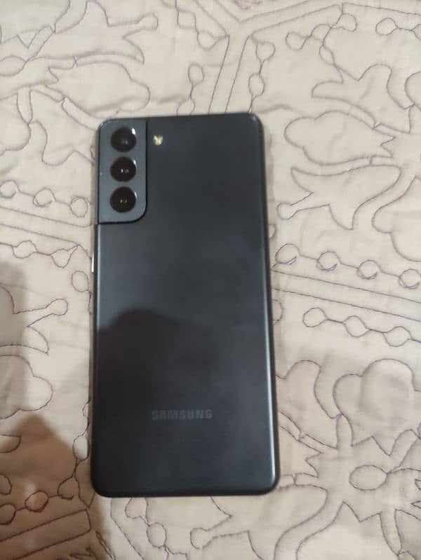 Samsung s21 (8+8/128) demo set . no imei . 2