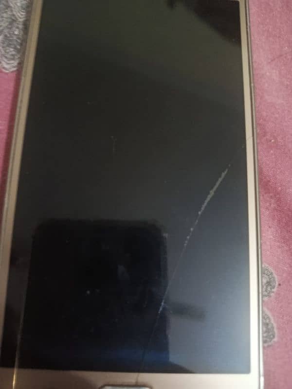 Galaxy J7 golden color 1