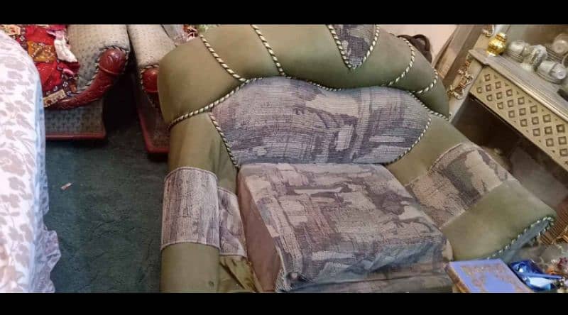 Sofa Set for sale [Negotiable] 2