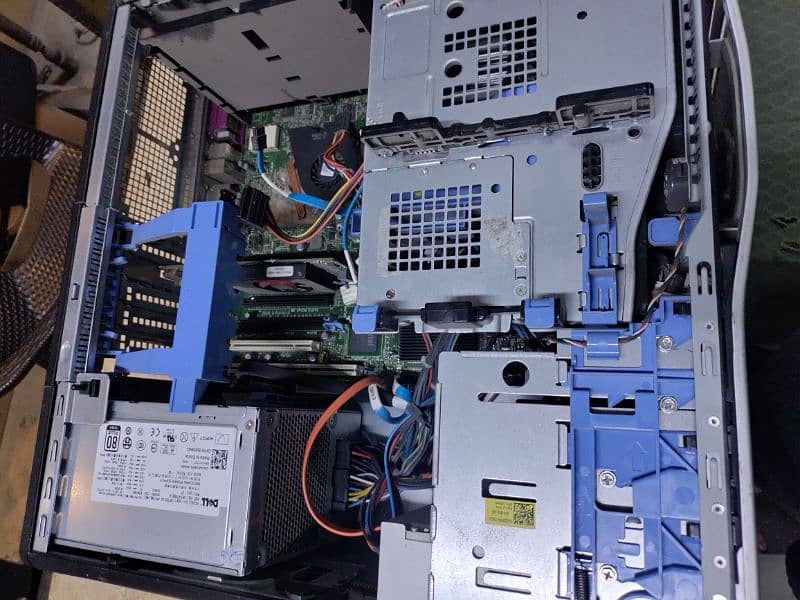 Dell Precision T5500 4
