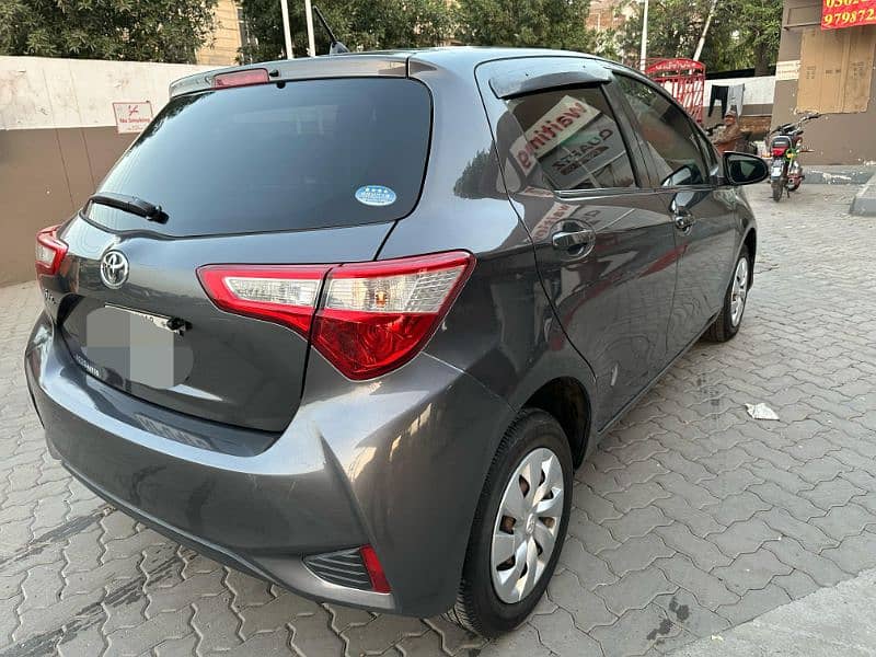Toyota Vitz auto 2018/2021 total original car 4