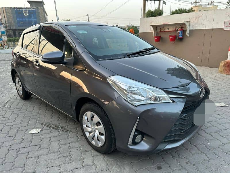 Toyota Vitz auto 2018/2021 total original car 6