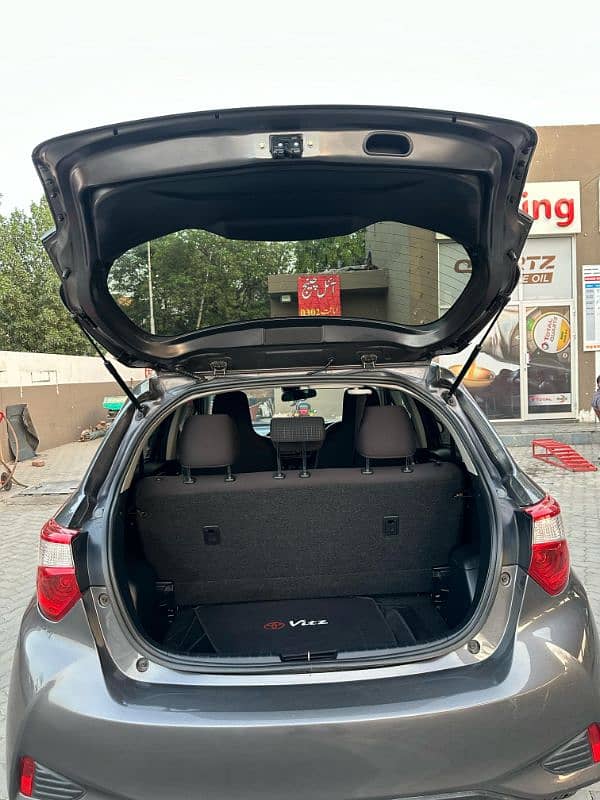 Toyota Vitz auto 2018/2021 total original car 14