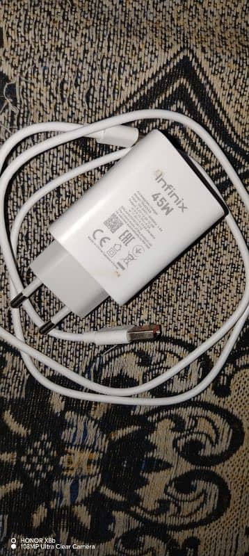 infinix note 40 ka box se nikla charger 1