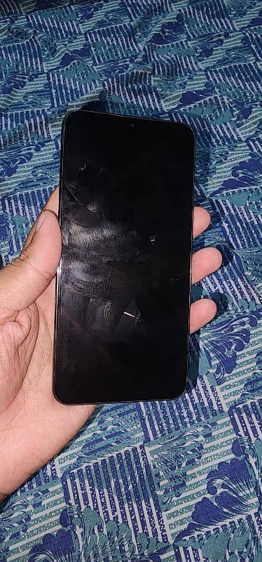 galaxy s22 plus 8/128 with box 4