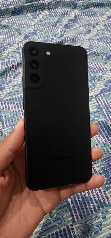 galaxy s22 plus 8/128 with box 9