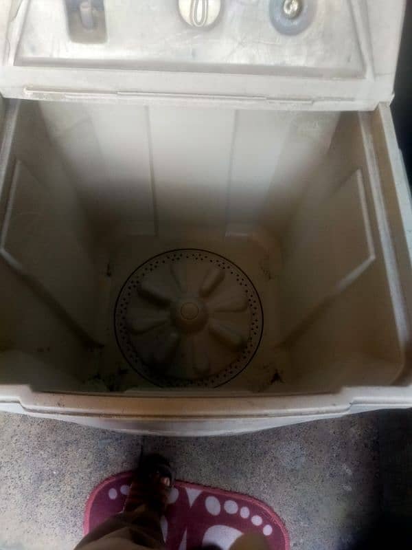 washing machine 10 by 8 condition All ok hai 3