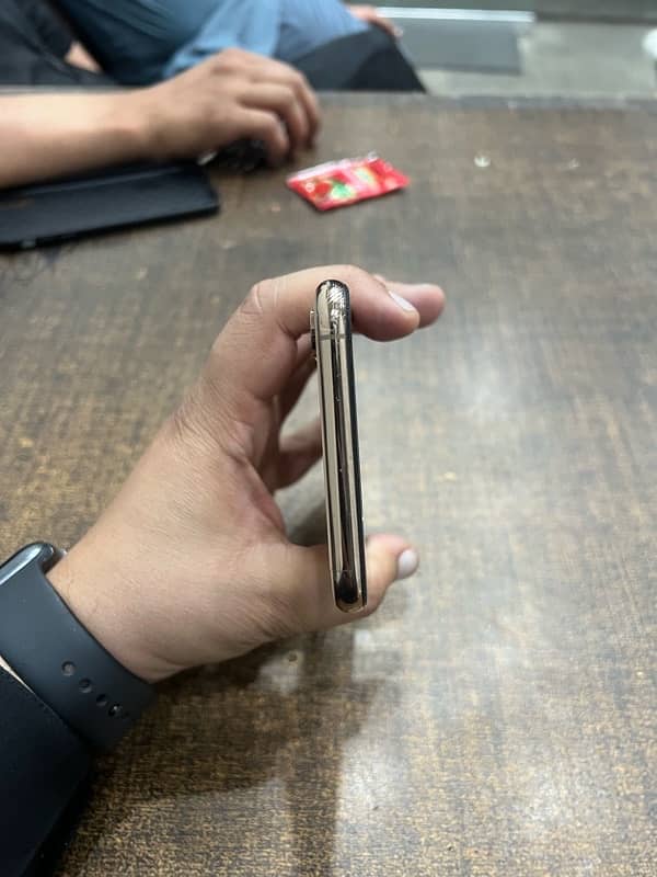 iphone xs Max 1