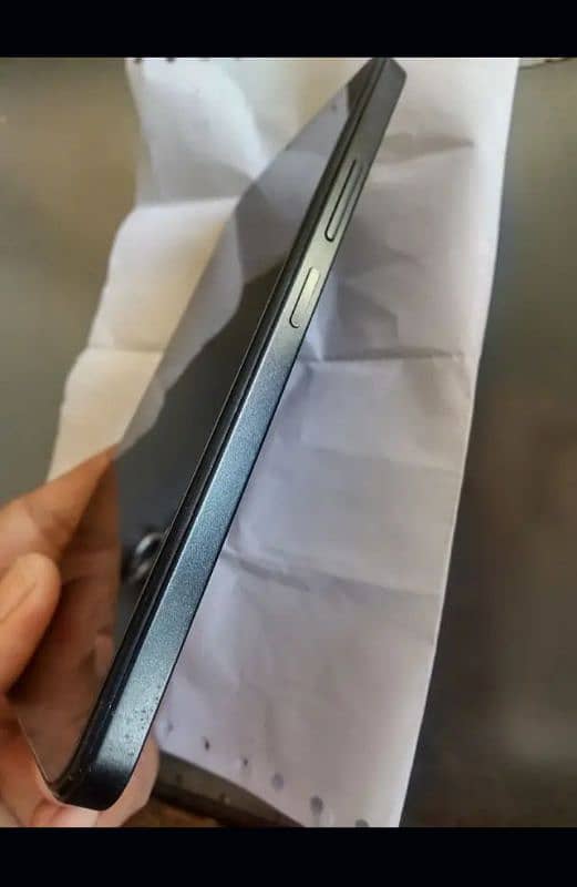 Redmi 13c  6/128. exchange posibal 6