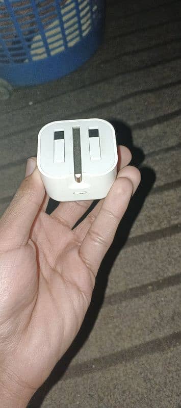 iphone orginal charger 2