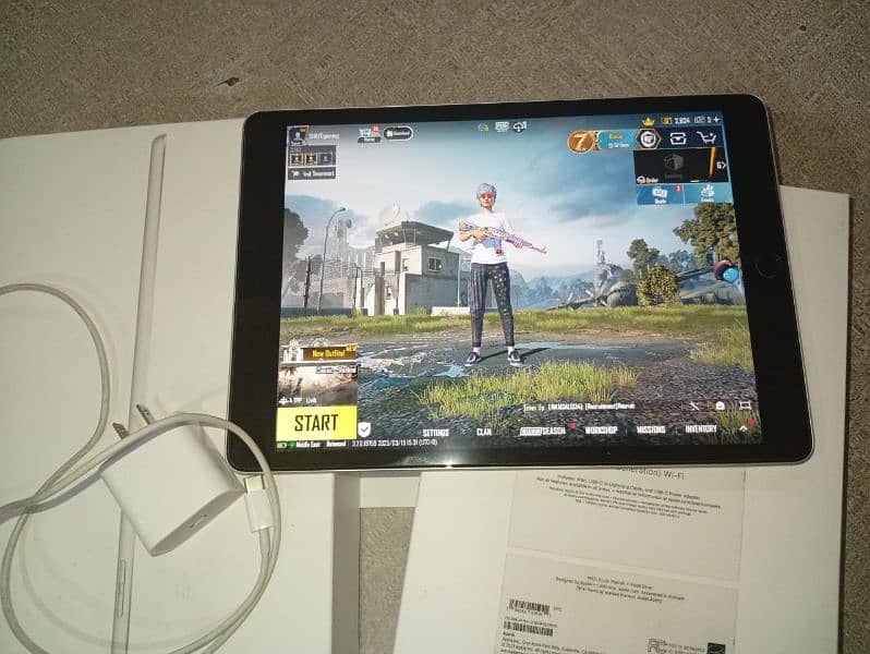 I pad 9 generation 64gb with full box. 9 month warranty k sath. 2